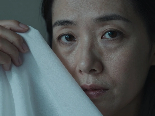 Какой цвет старит лицо: какие оттенки делают вас старше и почему